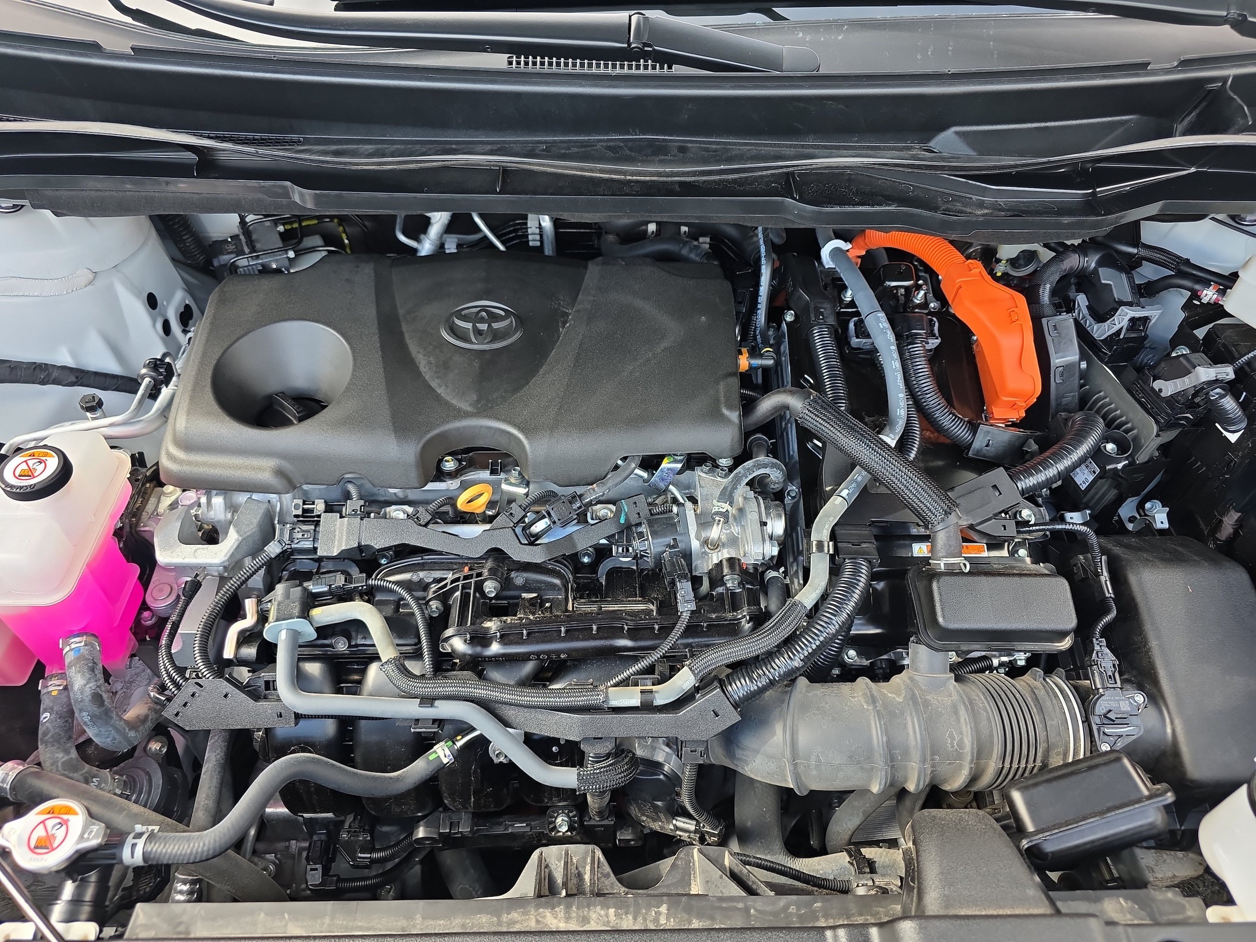 Used 2025 Toyota Sienna LE AWD/4WD image 10