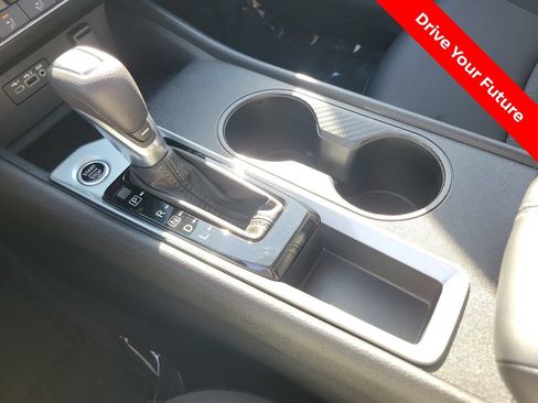 Certified 2025 Nissan Altima 2.5 S FWD image 17