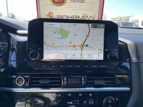 Certified 2024 Nissan Pathfinder SL image 14