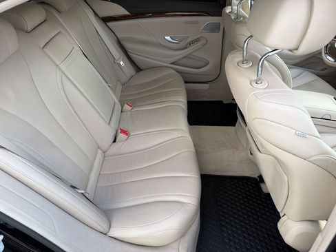 Used 2015 Mercedes-Benz S 550 Sedan image 31