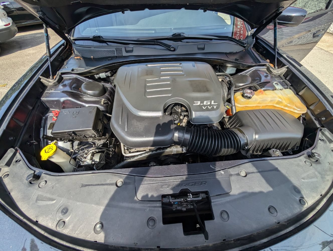 Used 2019 Dodge Charger SXT AWD/4WD image 10