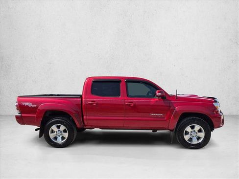Used 2013 Toyota Tacoma 4x4 Double Cab w/ TRD Sport Pkg image 4