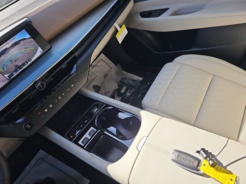 New 2026 Nissan Murano Platinum w/ Technology Package AWD/4WD image 29