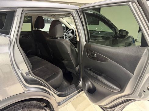 Used 2017 Nissan Rogue Sport S w/ S Appearance Package FWD image 16