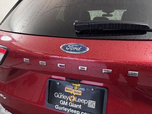 Used 2020 Ford Escape SEL AWD/4WD image 16