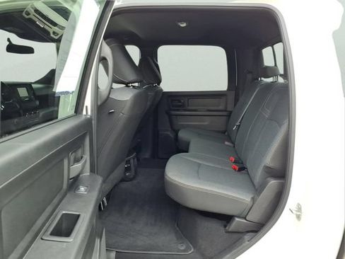 Used 2024 RAM 2500 Tradesman w/ Chrome Appearance Group AWD/4WD image 10