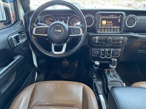 Used 2020 Jeep Wrangler Unlimited Sahara AWD/4WD image 12