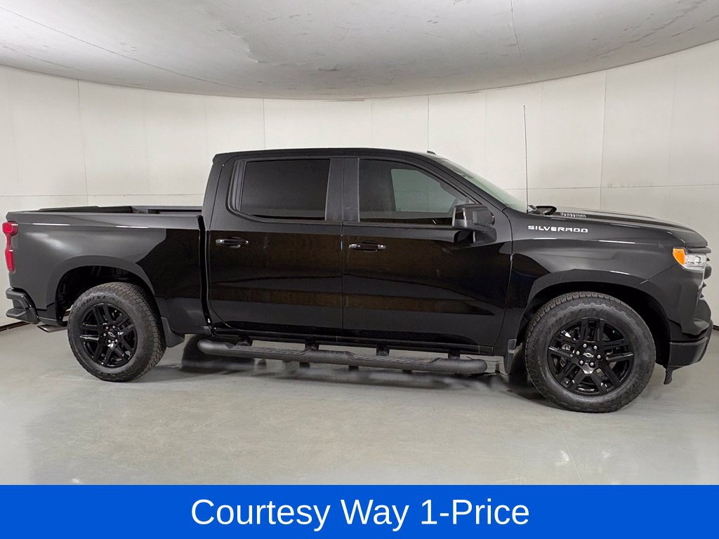 Used 2026 Chevrolet Silverado 1500 RST w/ RST Select Package RWD image 13