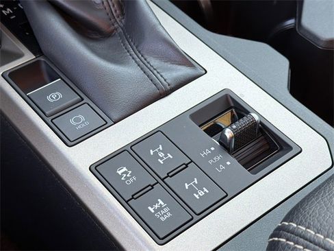 Used 2025 Toyota Land Cruiser w/ Premium Package image 29