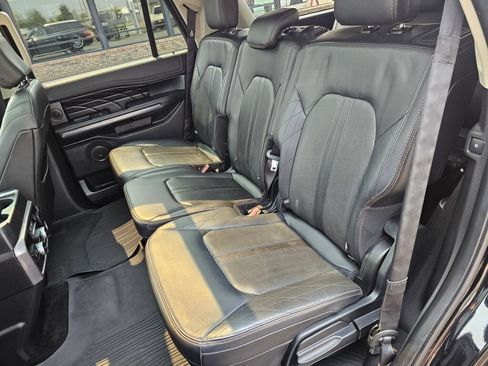 Used 2018 Ford Expedition Platinum AWD/4WD image 20