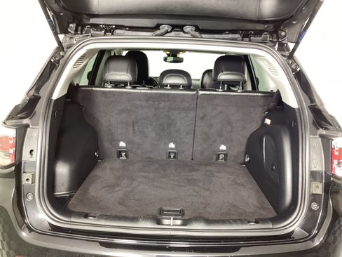 Used 2021 Jeep Compass Limited w/ Sun and Sound Group image 10