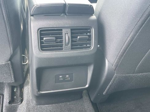 Used 2023 Nissan Rogue SV FWD image 12