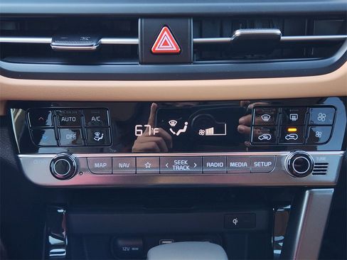 Certified 2026 Kia Seltos EX image 19