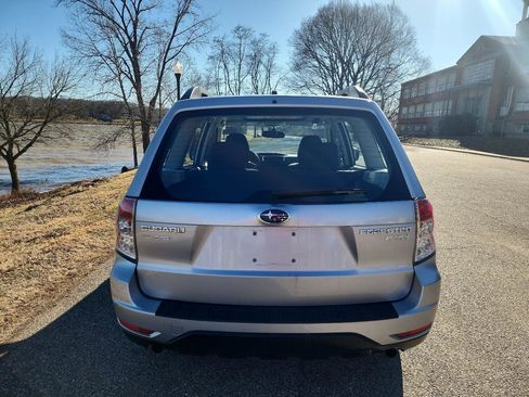 Used 2012 Subaru Forester 2.5X w/ Alloy Wheel Pkg image 4