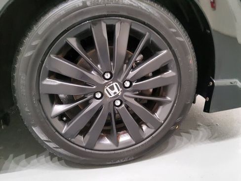 Used 2018 Honda Fit Sport image 39