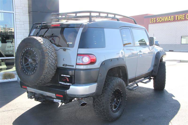 Used 2014 Toyota FJ Cruiser 4WD w/ Convenience Package image 45