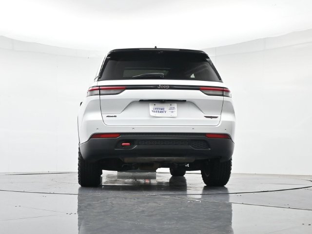 Used 2022 Jeep Grand Cherokee Trailhawk w/ ADV Protech Group II AWD/4WD image 42