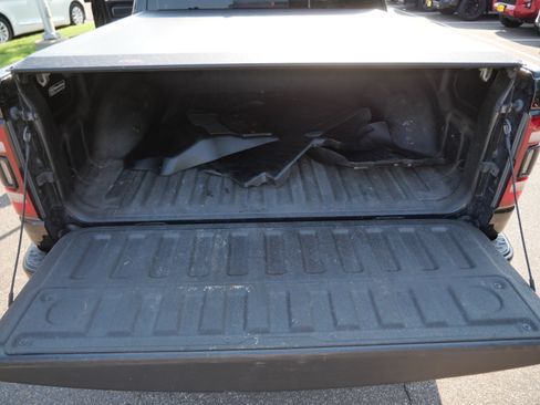 Used 2021 RAM 1500 Big Horn AWD/4WD image 18