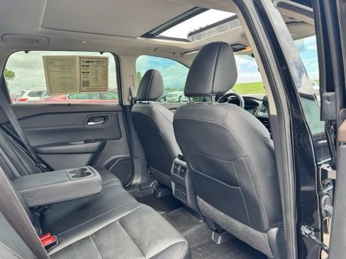 Used 2023 Nissan Rogue SL w/ SL Premium Package AWD/4WD image 34