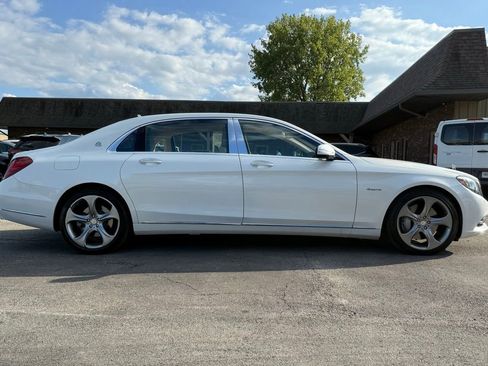 Used 2017 Mercedes-Benz Maybach S 550 4MATIC image 6