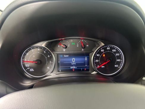 Used 2024 GMC Terrain SLE AWD/4WD image 17