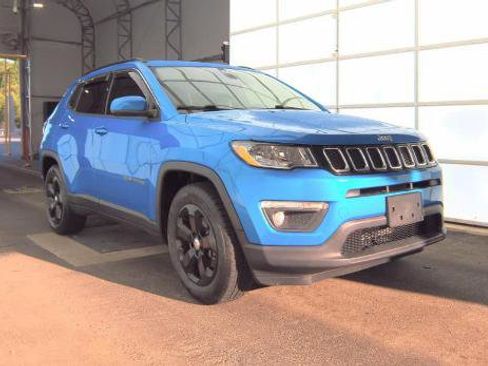 Used 2020 Jeep Compass Latitude FWD image 1