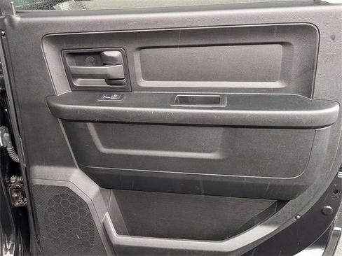 Used 2018 RAM 1500 Express w/ Express Value Package image 31