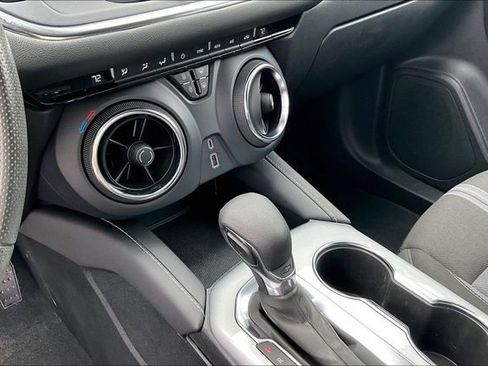 Used 2023 Chevrolet Blazer LT image 23
