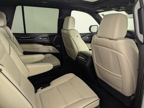 Used 2021 Cadillac Escalade Sport image 21