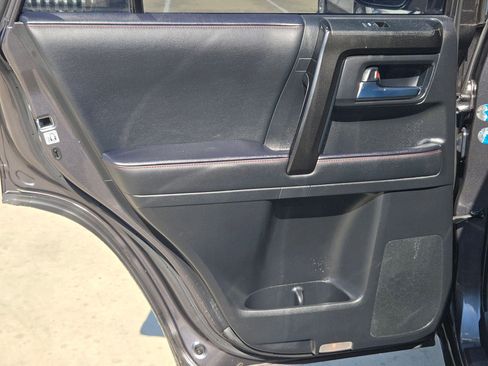 Used 2021 Toyota 4Runner TRD Off-Road image 14