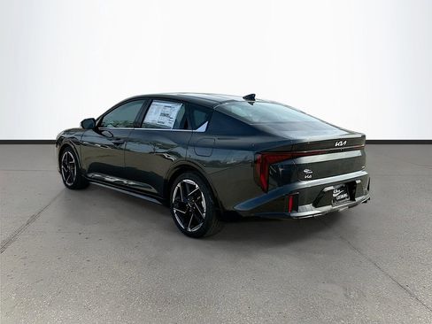 New 2025 Kia K4 GT-Line image 5