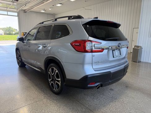 Used 2023 Subaru Ascent Limited AWD/4WD image 4