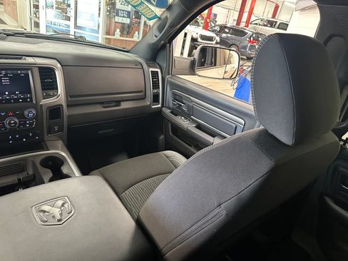Used 2024 RAM 1500 Warlock w/ Trailer & Traction Group AWD/4WD image 15