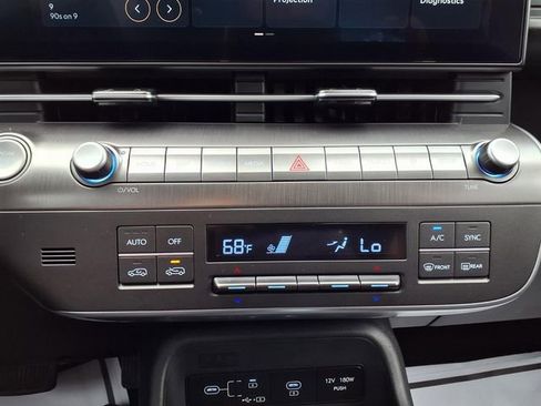 Used 2025 Hyundai Kona SEL FWD image 67
