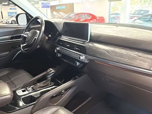 Used 2021 Kia Telluride SX w/ Towing Package AWD/4WD image 9