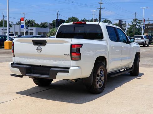 Certified 2026 Nissan Frontier SV AWD/4WD image 23