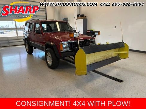 Used 1987 Jeep Cherokee 4WD 4-Door image 1