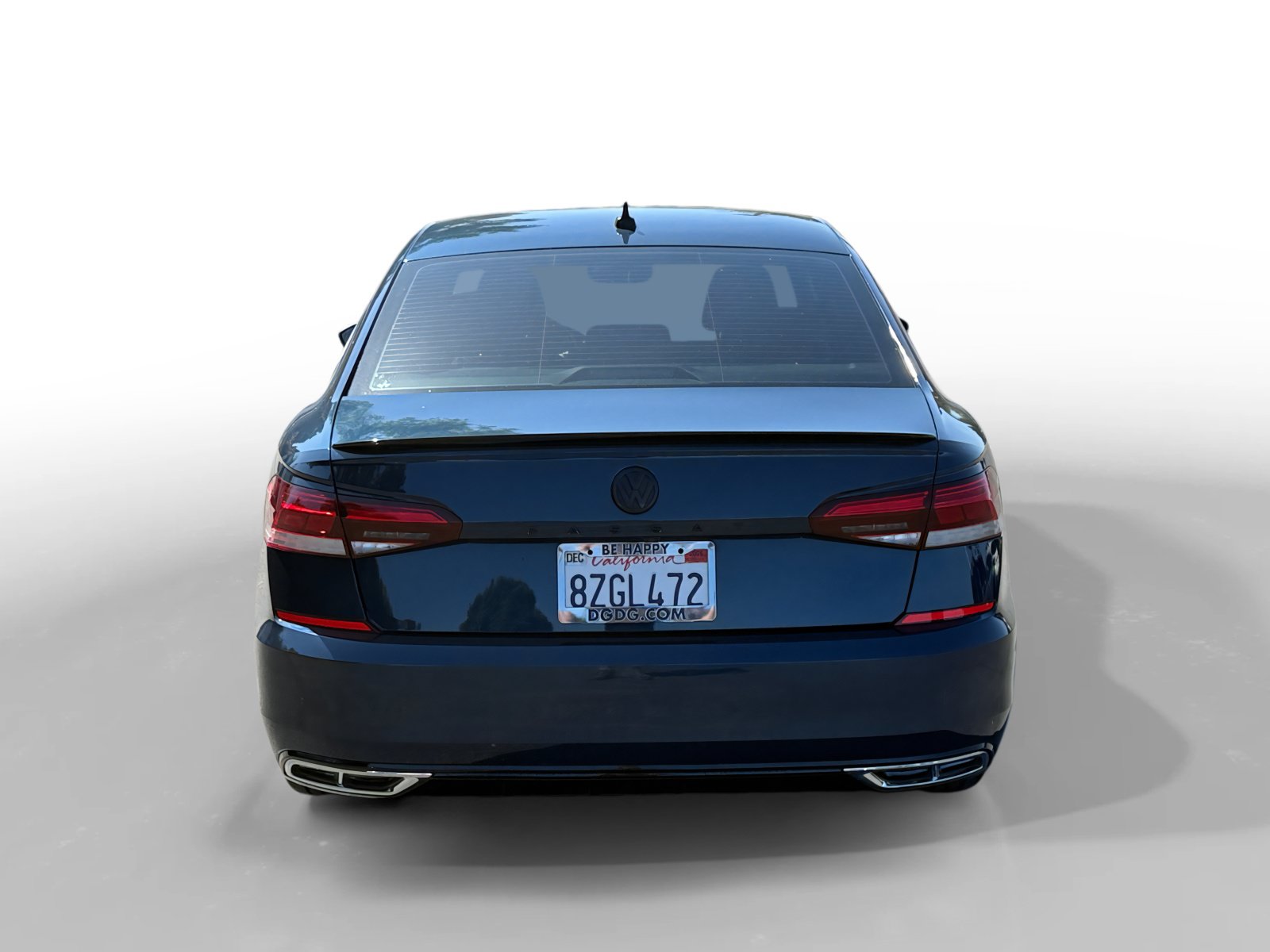 Used 2022 Volkswagen Passat 2.0T R-Line FWD image 4