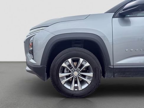 Used 2025 Chevrolet Equinox LT w/ Safety and Technology Package image 20