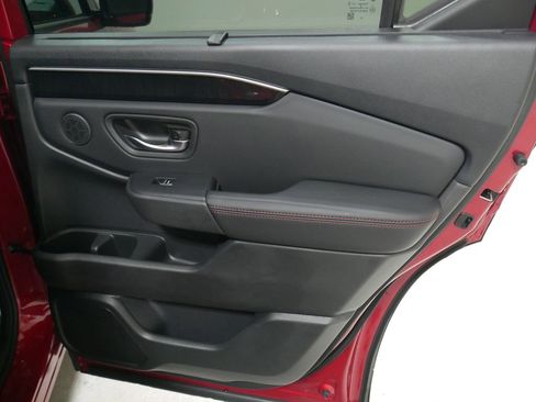 New 2025 Honda Pilot Black Edition image 26