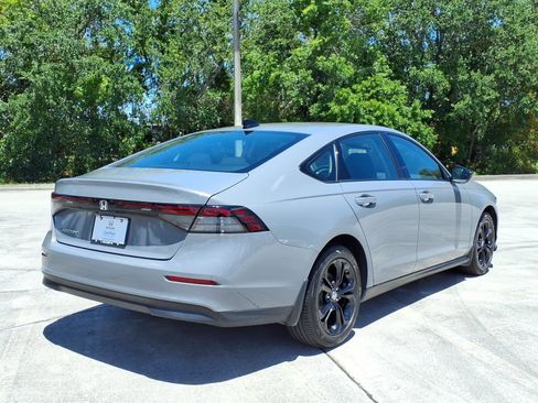 Certified 2025 Honda Accord SE image 15