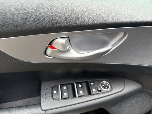 Used 2022 Kia Forte LXS FWD image 15