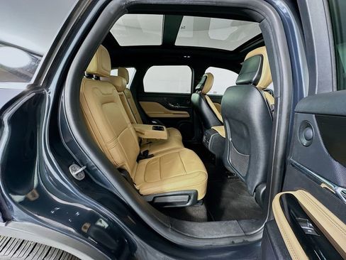 Used 2022 Lincoln Corsair Reserve w/ Equipment Group 201A image 29