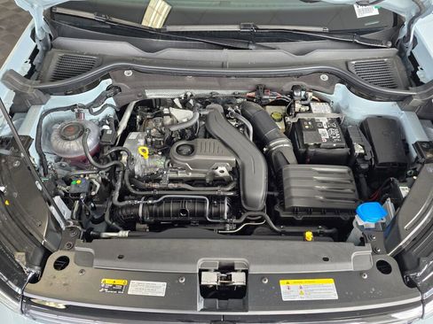 New 2025 Volkswagen Taos SEL image 13