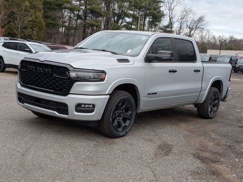 New 2026 RAM 1500 4x4 Crew Cab image 7