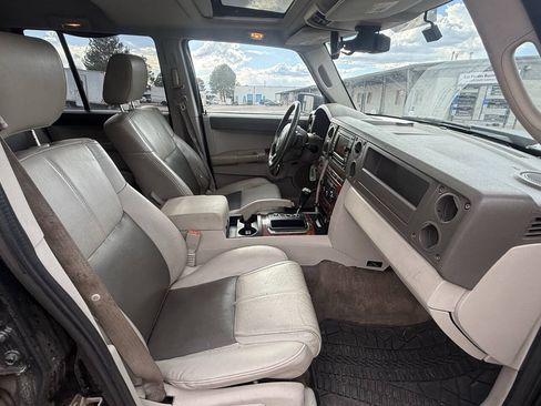Used 2006 Jeep Commander Limited w/ Trailer Tow Group IV RWD image 23