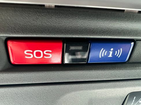 Certified 2022 Subaru Crosstrek 2.0i Premium w/ Moonroof Package image 20