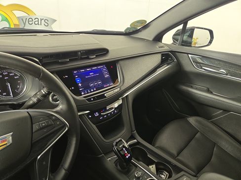 Used 2021 Cadillac XT5 Premium Luxury AWD/4WD image 23