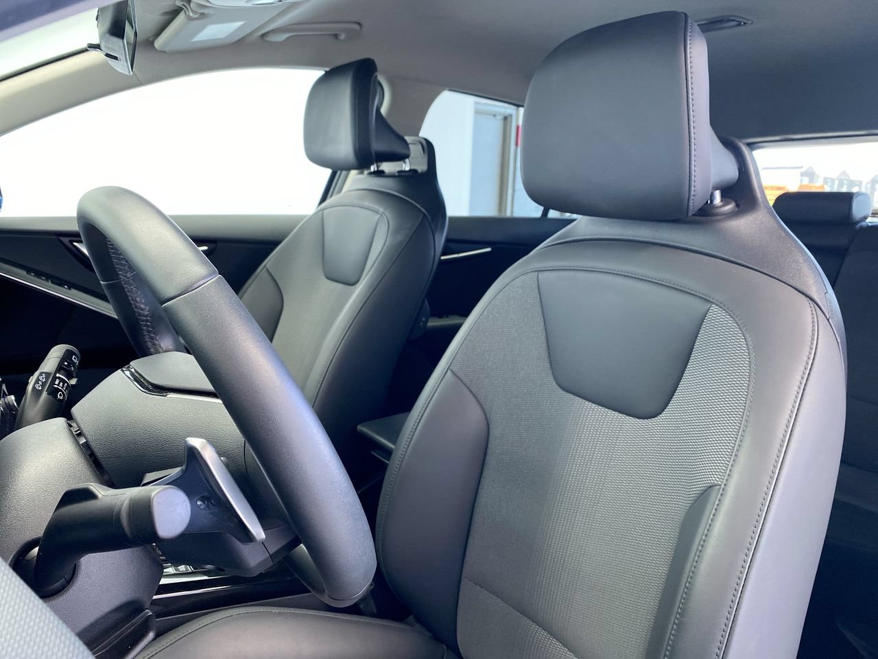 Certified 2024 Kia Niro Wind FWD image 19