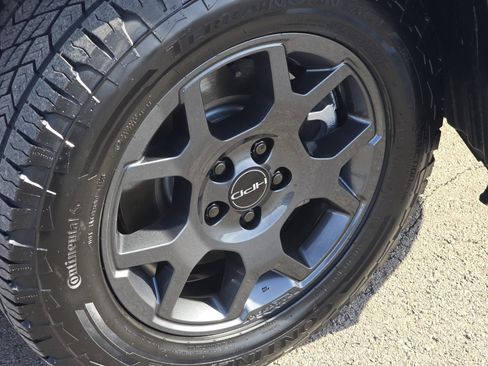 Used 2023 Honda Pilot TrailSport image 14